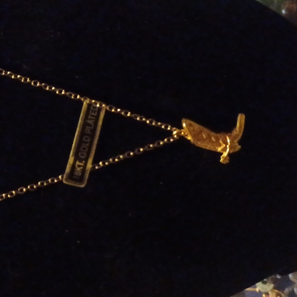 unknown Jewelry - Adorable Cowboy boot 18 kt plated over silver 18 inch.